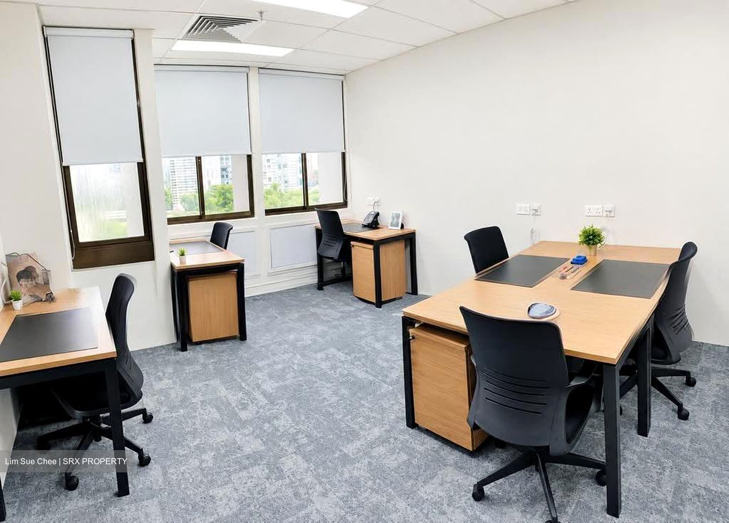 Shaw Centre (D9), Office #630599421
